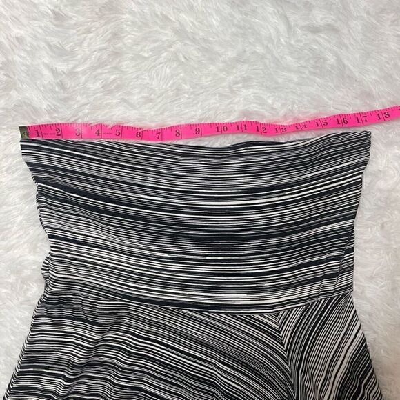 Ann Taylor Dress Strapless Jersey Stretch Cotton Stripe Asymmetrical Black White - Picture 4 of 9